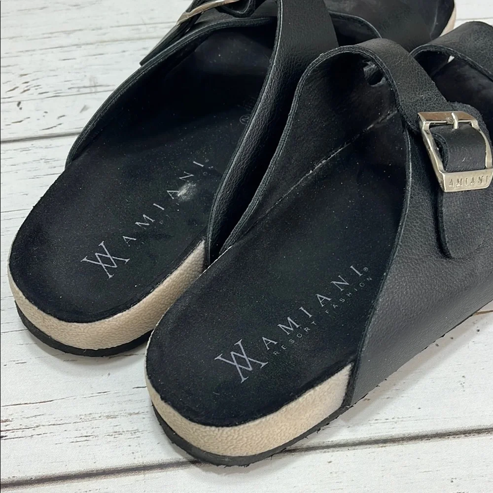 Like New Amani Black and Silver Sandals with Anatomical Footbed